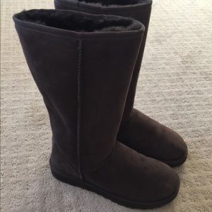 Authentic Classic Tall Ugg boots 👢